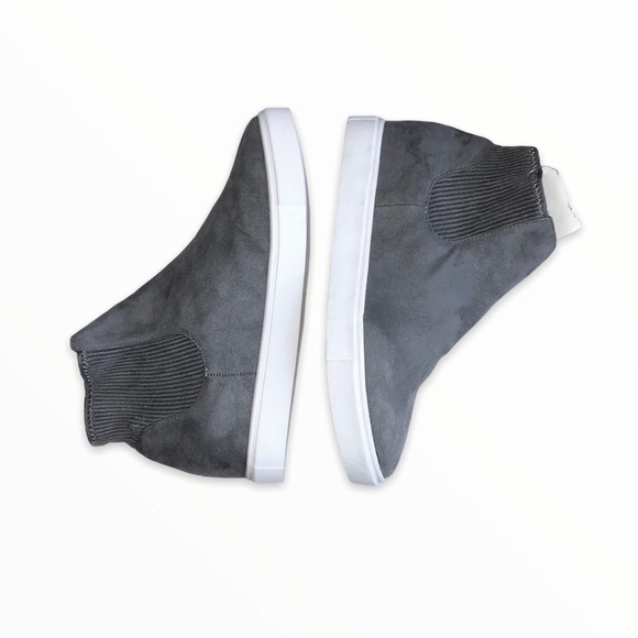 Soda Women’s Ankle Sneakers - Picture 6 of 7